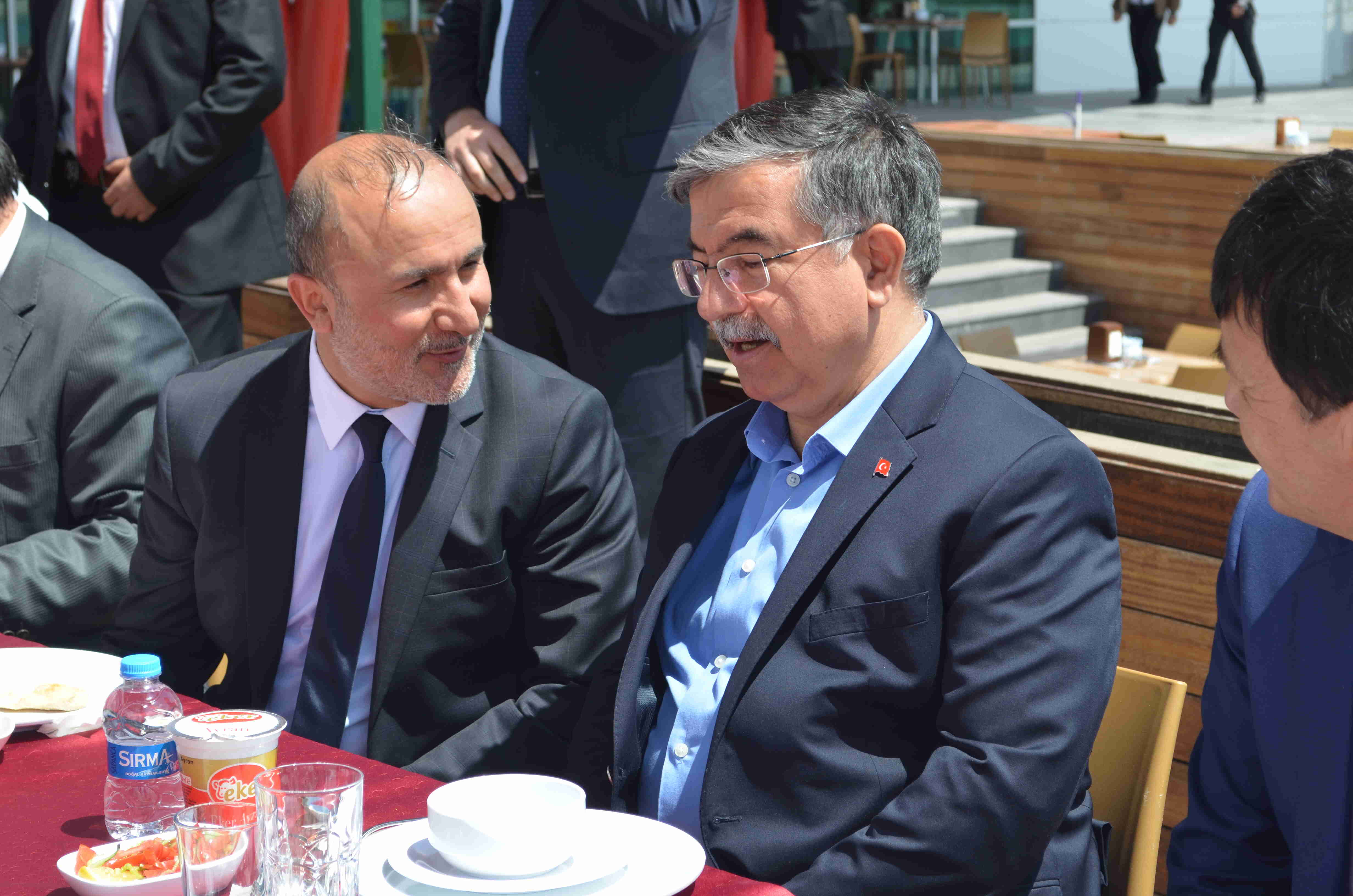 Kırgızistan Cumhuriyeti Ankara Büyükelçisi İbragim Dzhunusov’un KAYSERİ ziyaretini Başkent Platformu Genel Başkanı, Kırgızistan Kayseri Fahri Konsolosu Dr. Mustafa Kurt’la birlikte gerçekleştirdi..