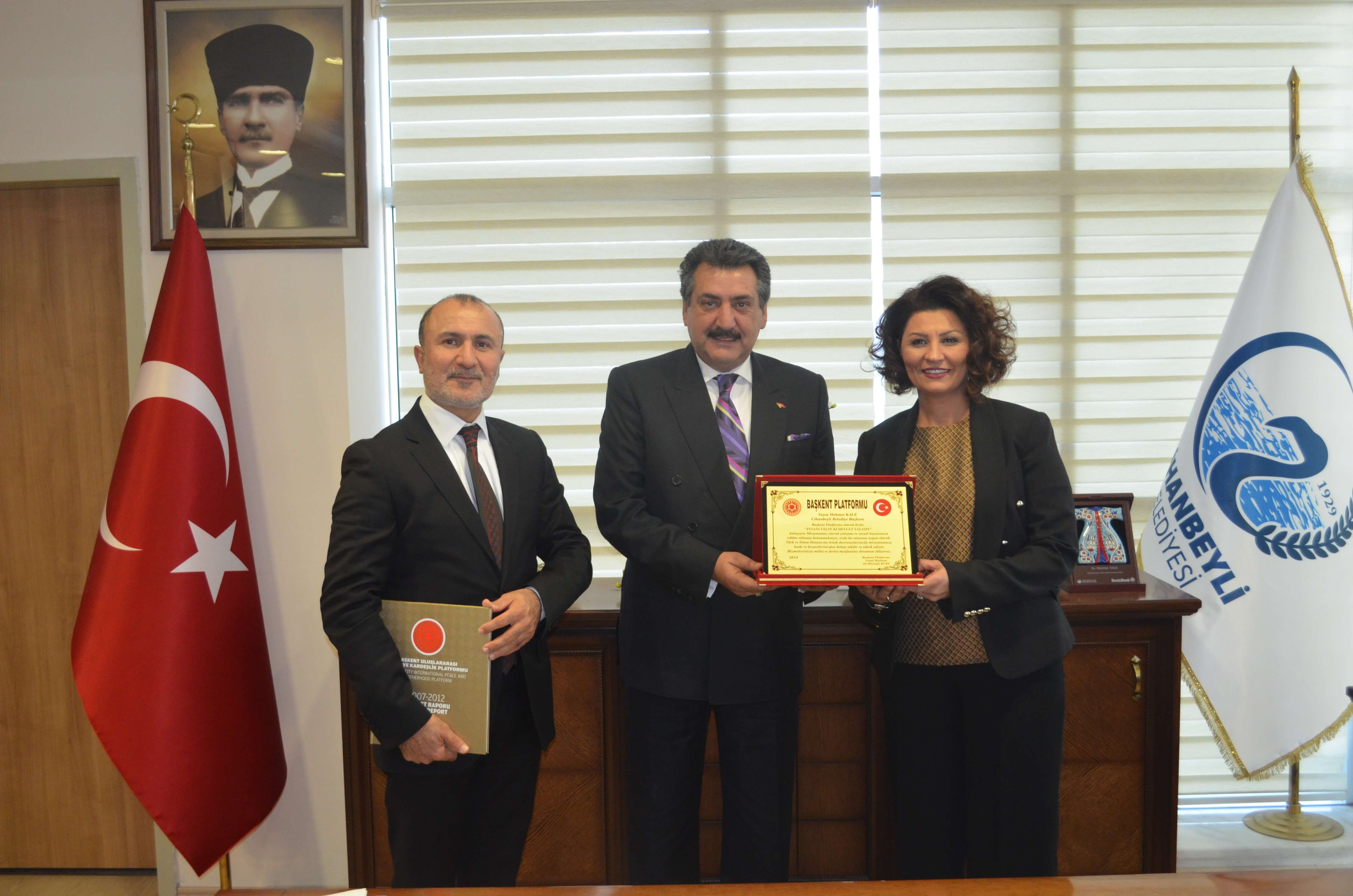 Başkent Platformu, "Hizmet Odaklı" çalışmalarından dolayı Cihanbeyli Belediye Başkanı Mehmet Kale